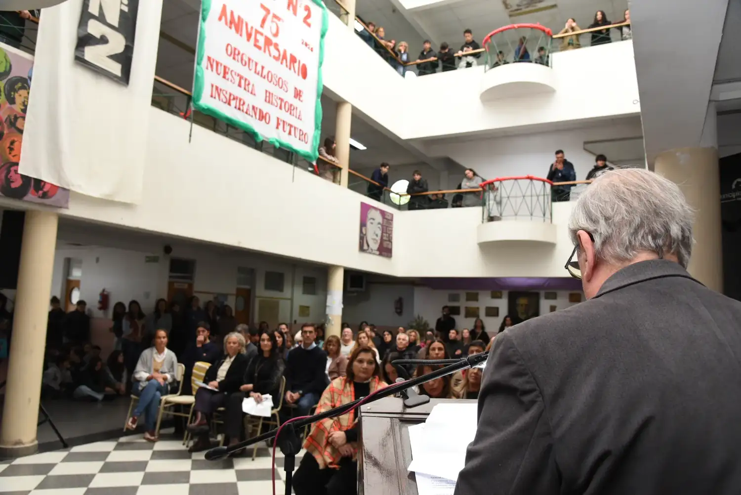 La Escuela Secundaria 2 celebró su 75mo aniversario.