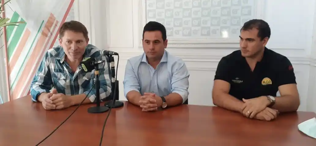 María Grande mostró sus ofertas en tiempo de vacaciones