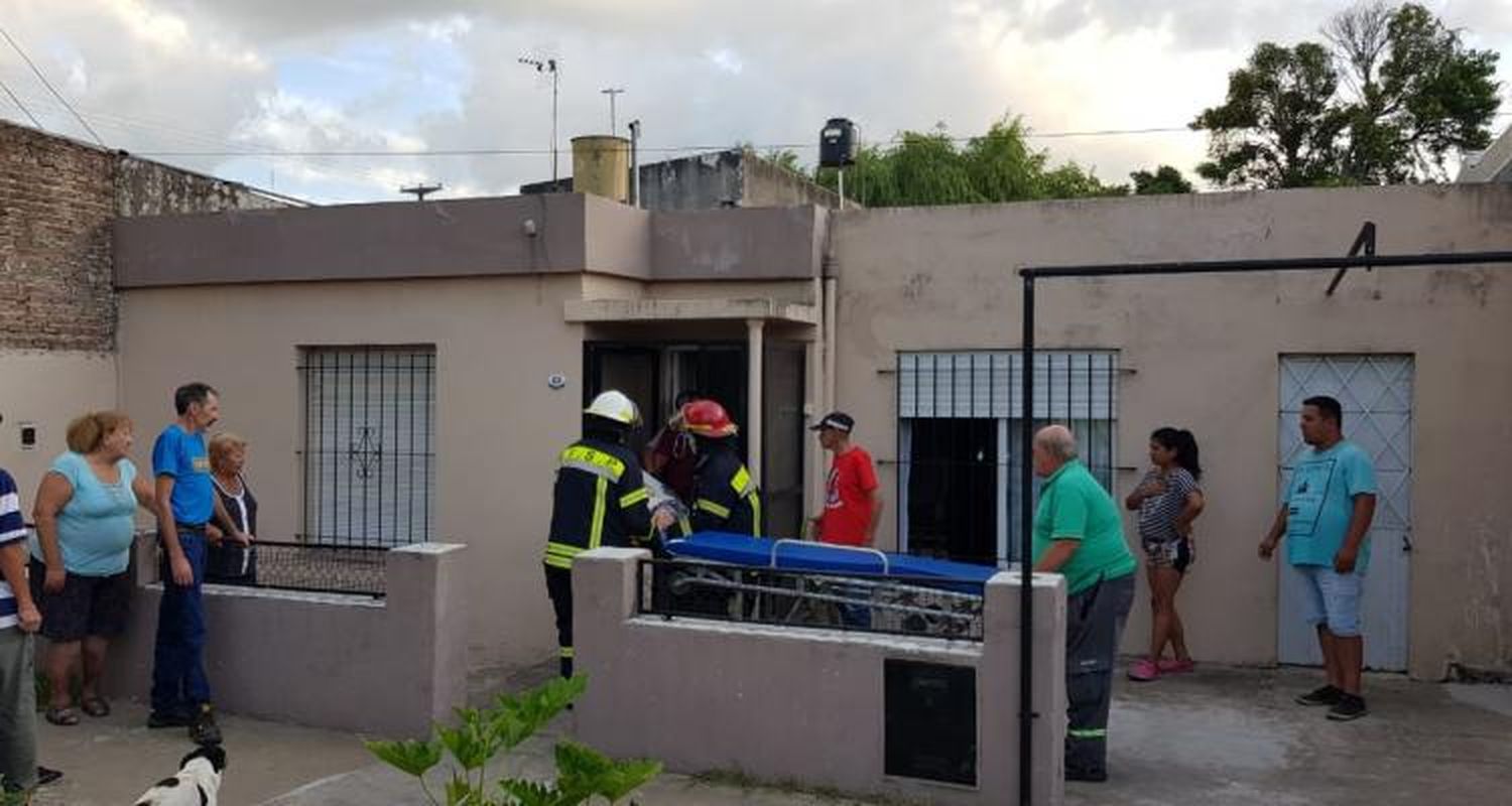 Una mujer de 90 años permanece en grave estado tras sufrir quemaduras en todo el cuerpo