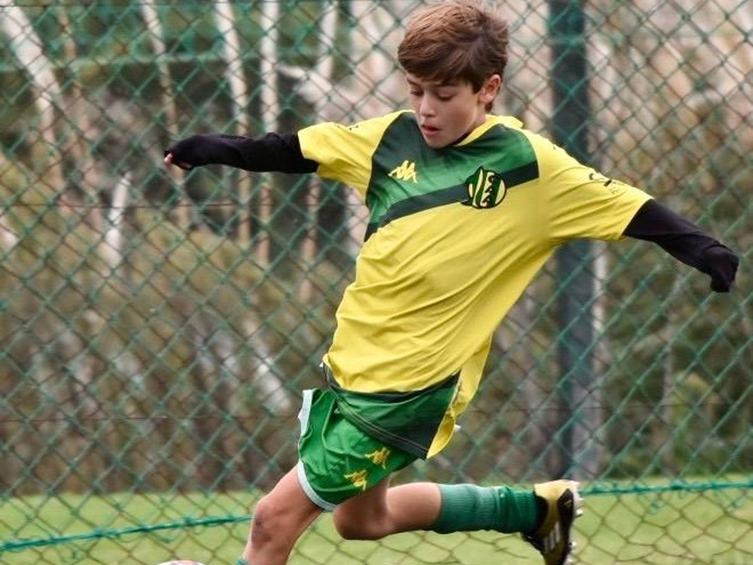 Faustino Arias con la camiseta de Aldosivi.