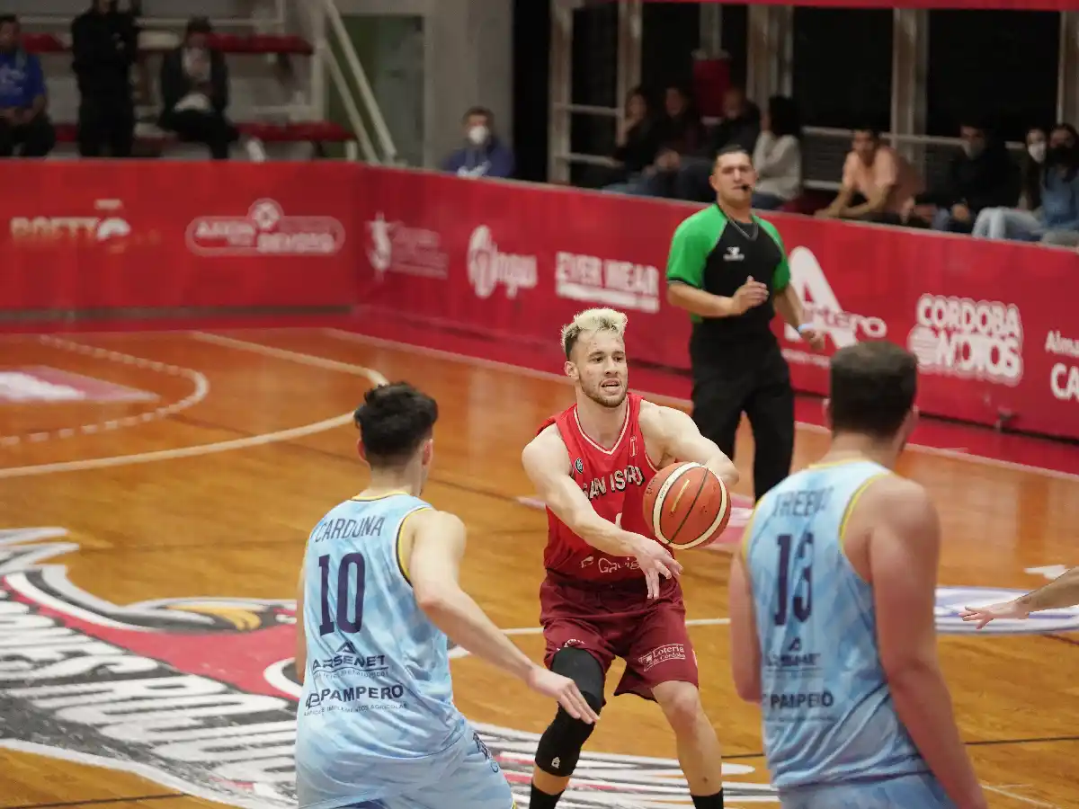 Contundente victoria de San Isidro