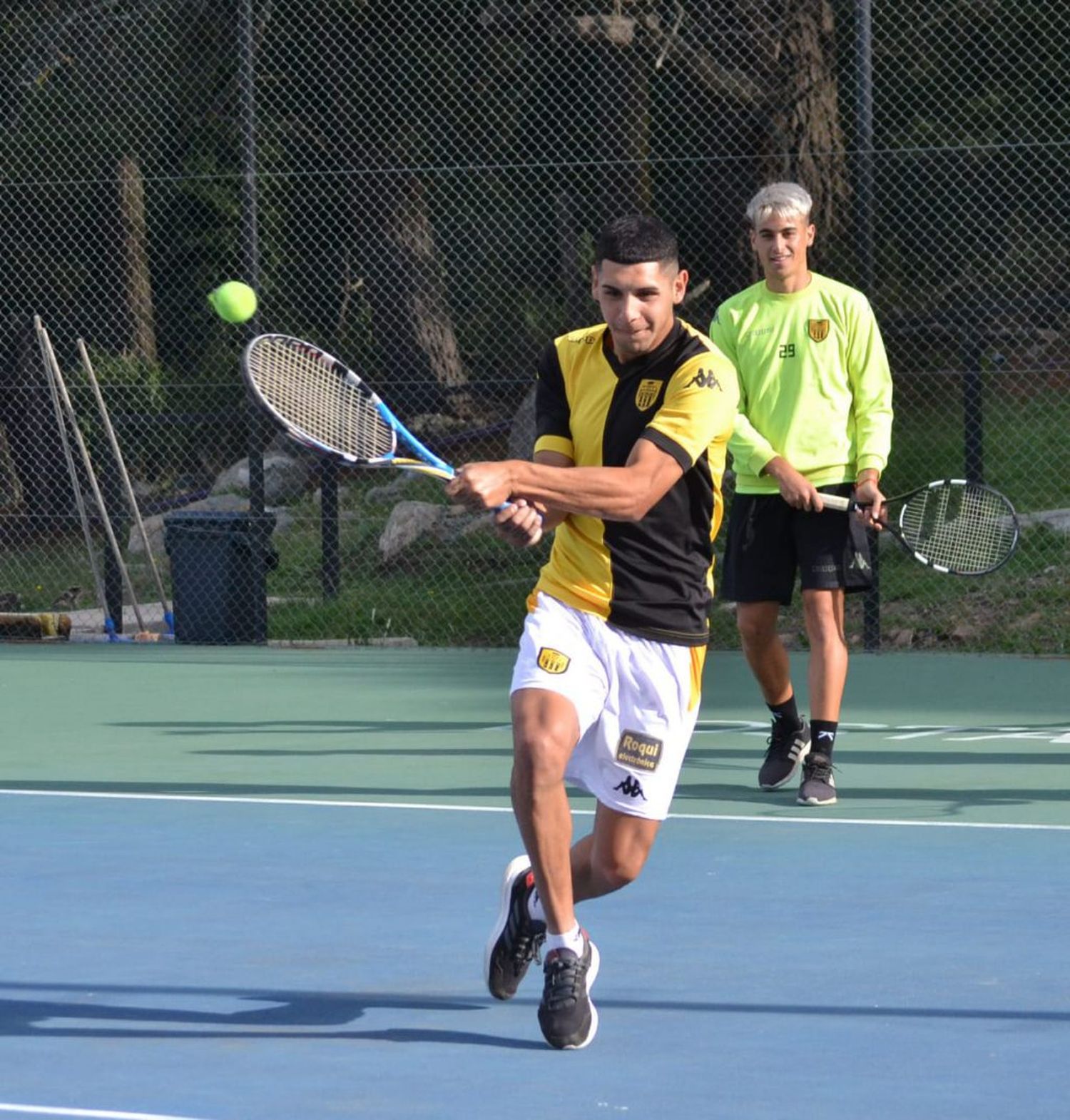Santamarina, de visita en Tennis Posta Tandil