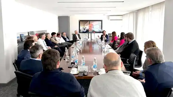 Puertos inteligentes: alianza argentino-española para modernizar la logística