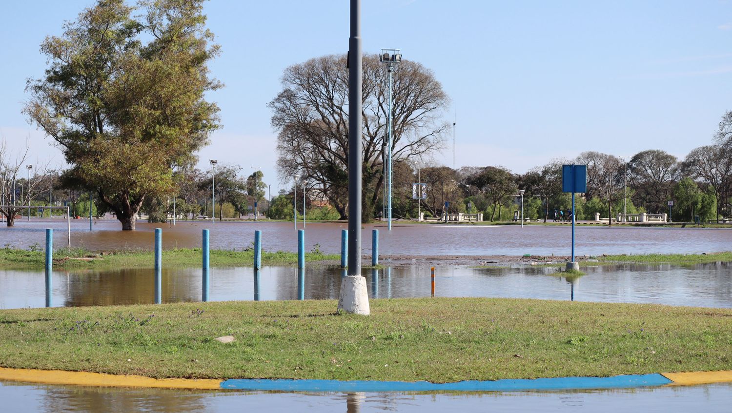 La provincia coordinó con municipios la asistencia para las familias afectadas