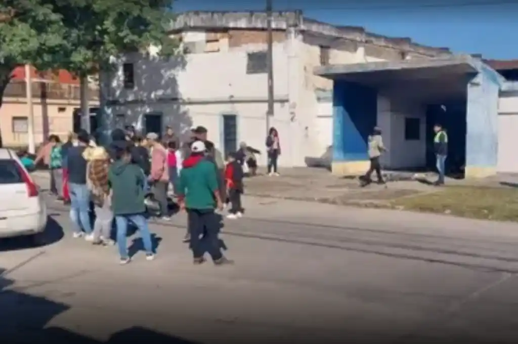 Barrio El Cruce de La Plata.