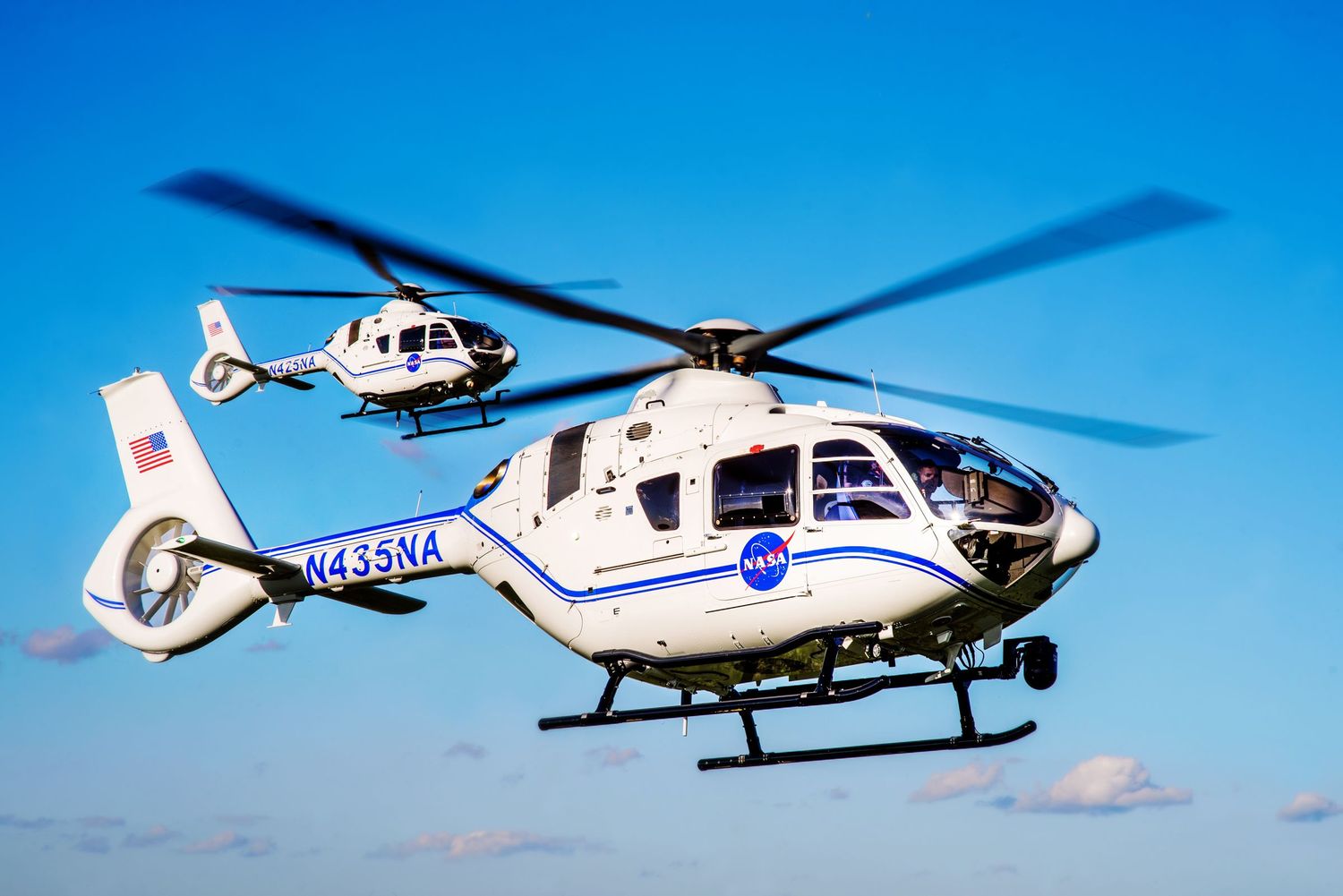 La NASA recibe 2 helicópteros Airbus H135