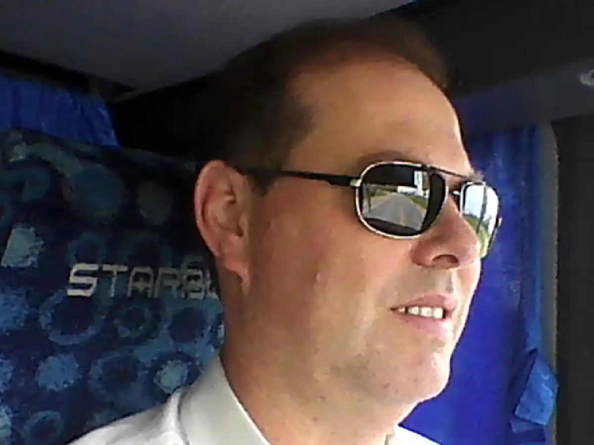 A Comelli le deberán colocar una prótesis en la cadera