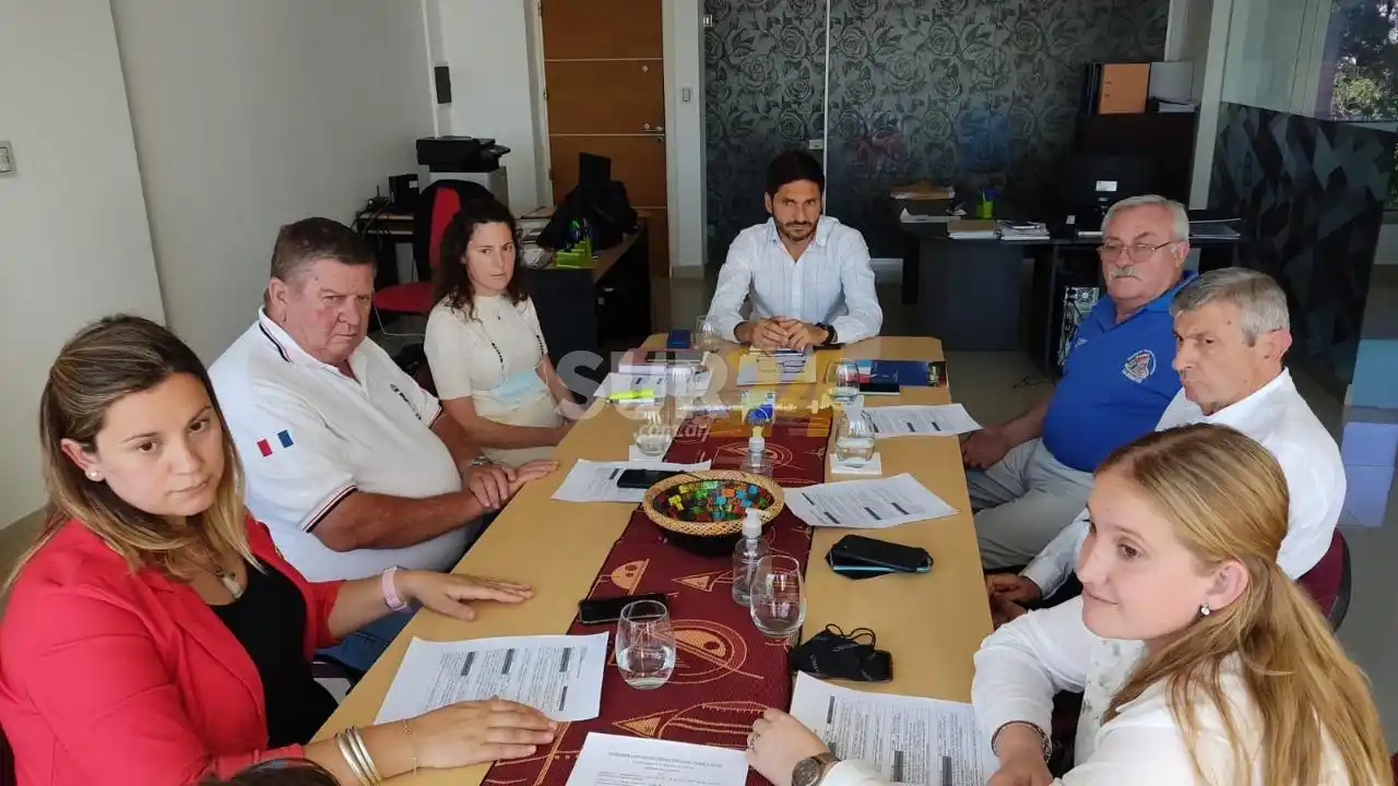 Legisladores radicales se suman al reclamo de Bomberos a Perotti