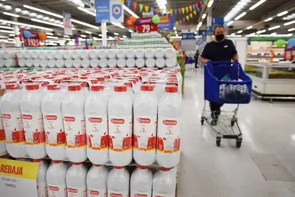 Acordaron incorporar 120  productos lácteos a la  canasta de Precios Cuidados