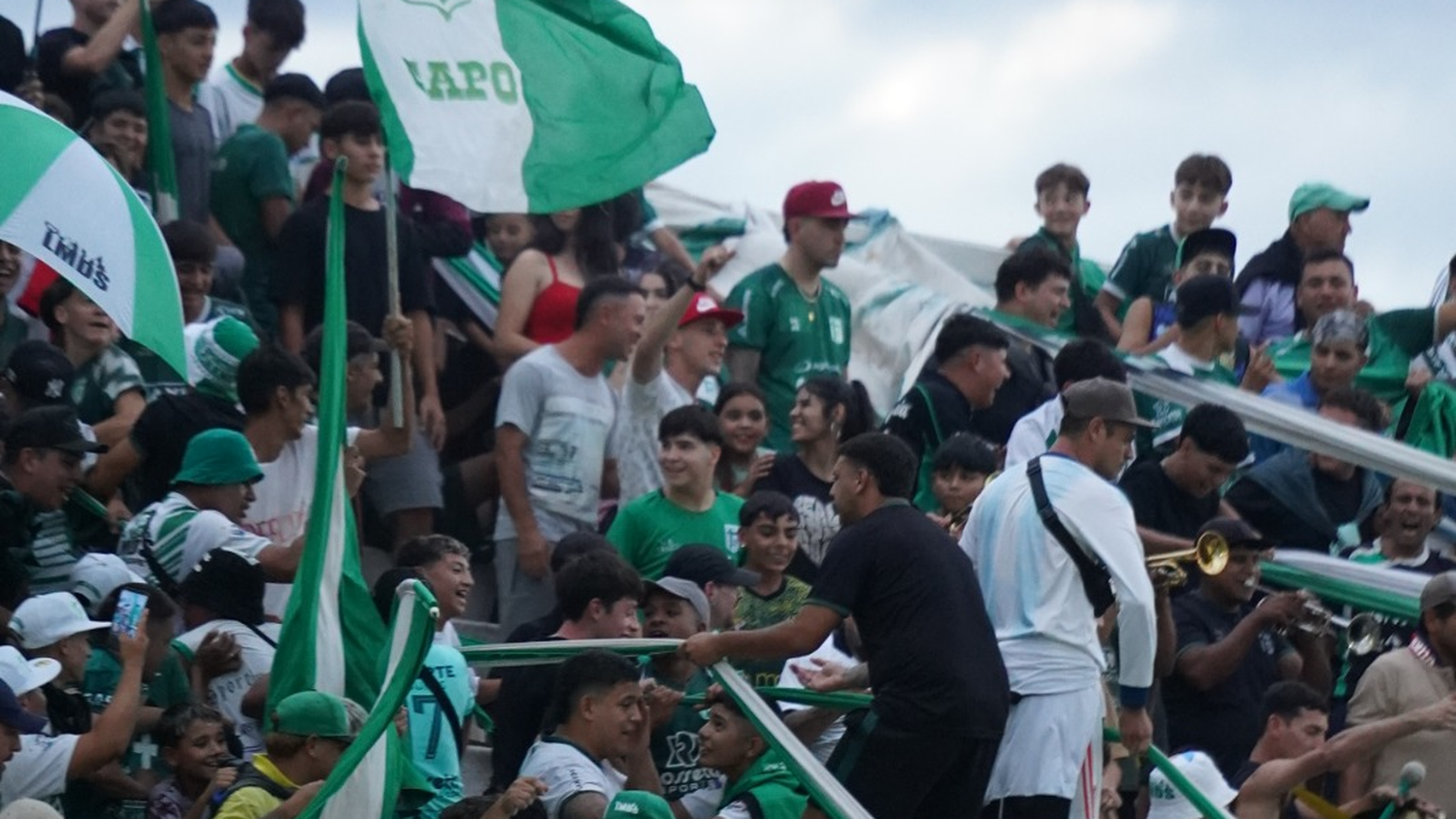 Los hinchas "Verdes" ya pueden obtener su abono.