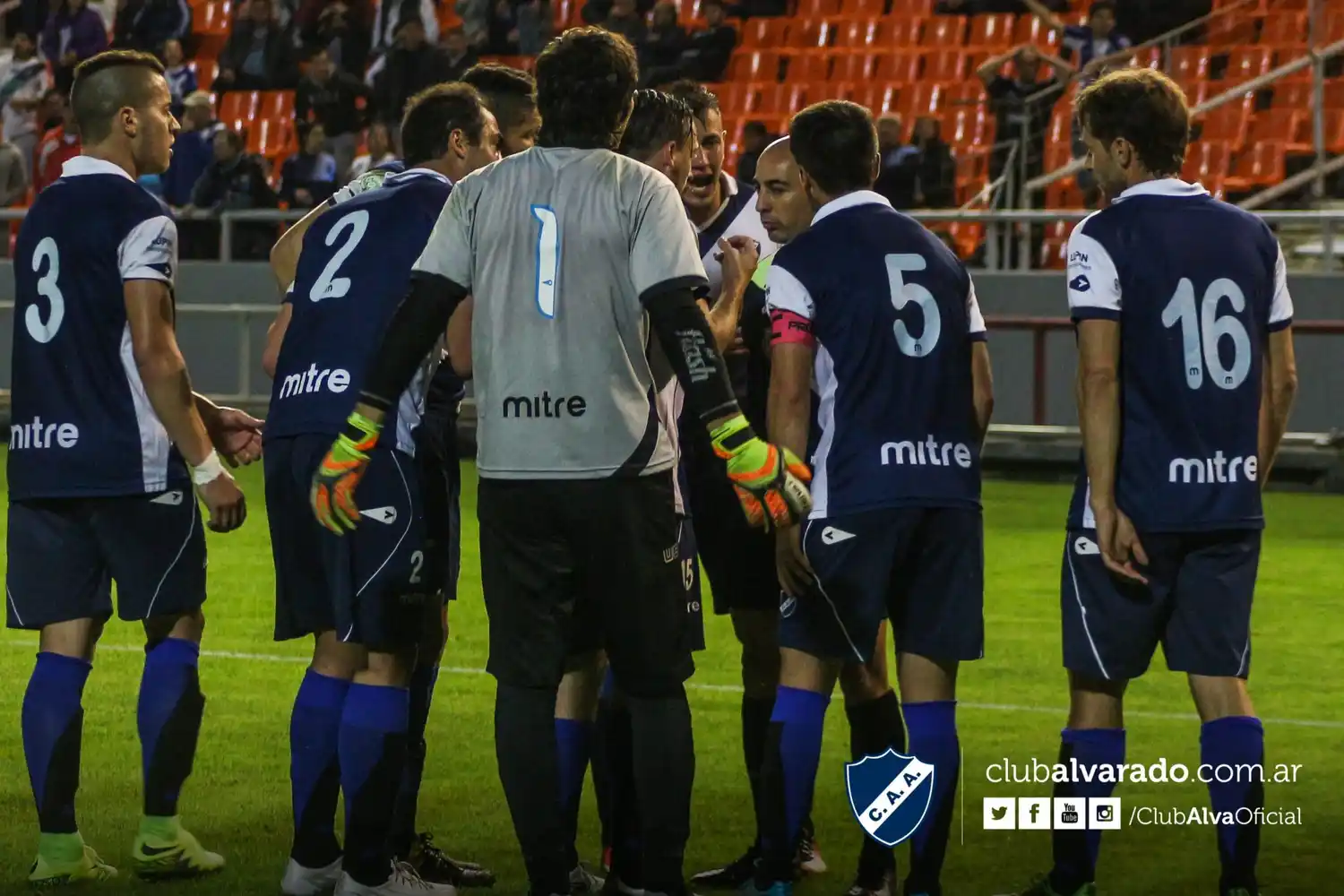 En polémico final, le empataron a Alvarado