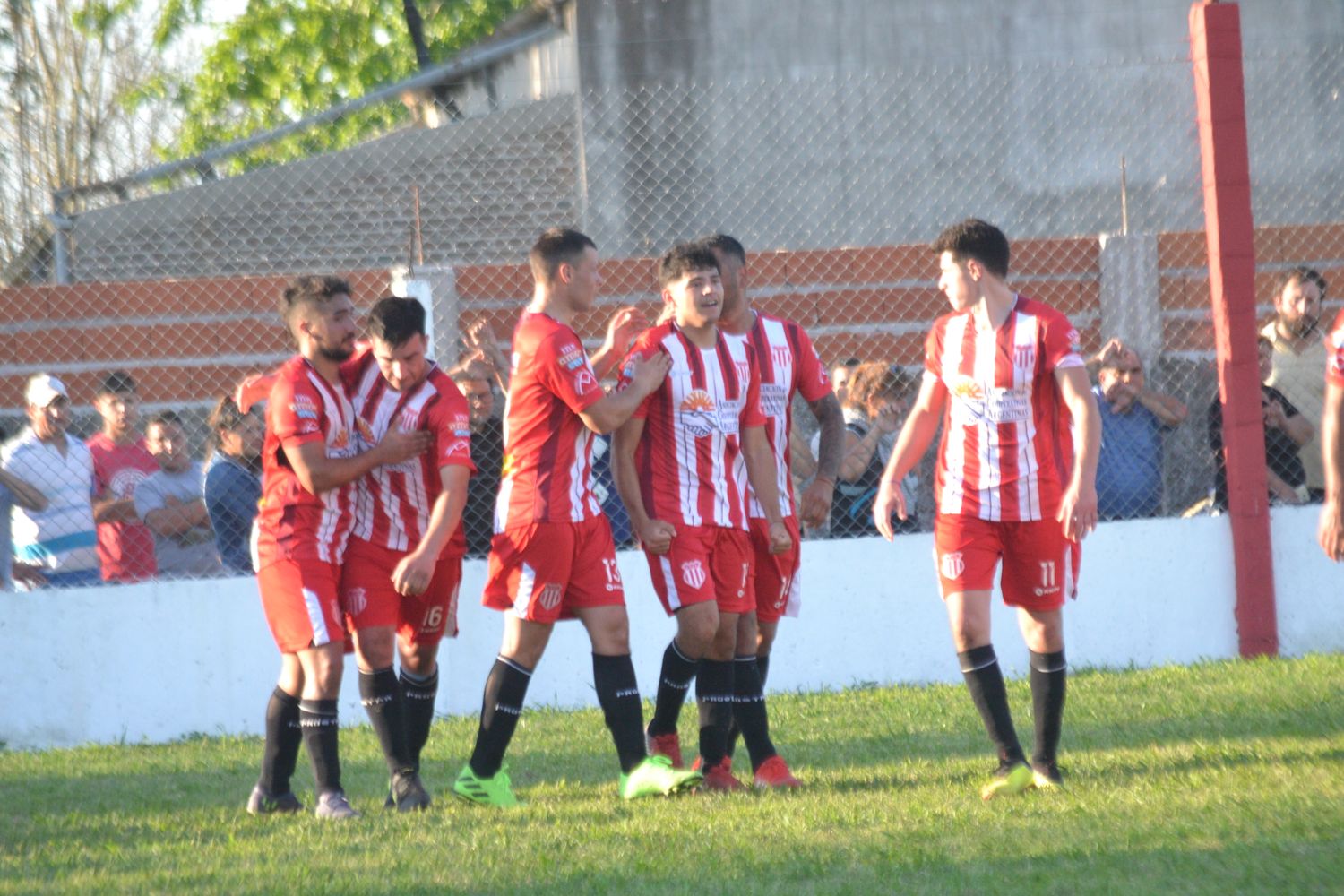 Barrio Norte volvió a golear en un partido complicado