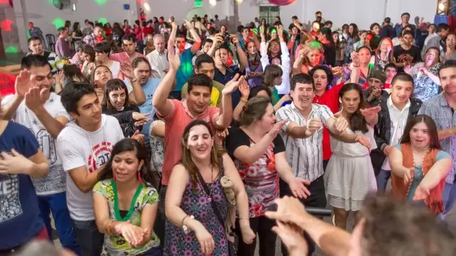 La Defensoría invita a la fiesta “Ponele onda al carnaval”