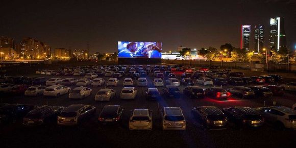 Saab anuncia procedimiento contra Cinex por cobro excesivo en dólares