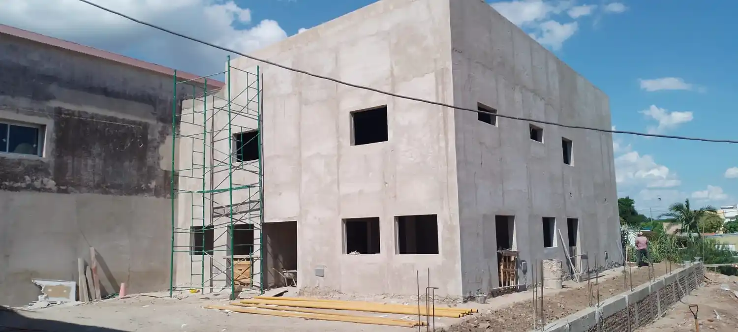 Ampliación y reestructuración en varios servicios del Salaberry