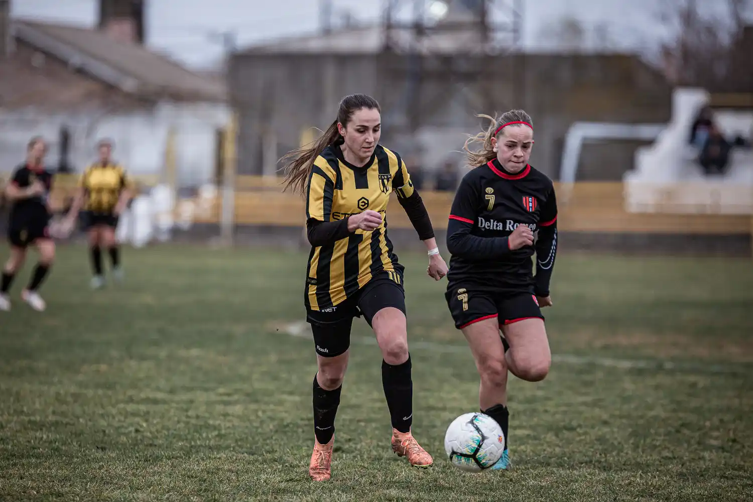 Jornada de sábado en el Fútbol Femenino local desde el mediodía