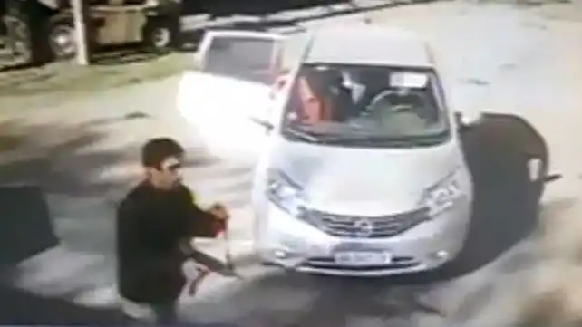 Rosario: encontraron auto utilizado en el secuestro al comerciante