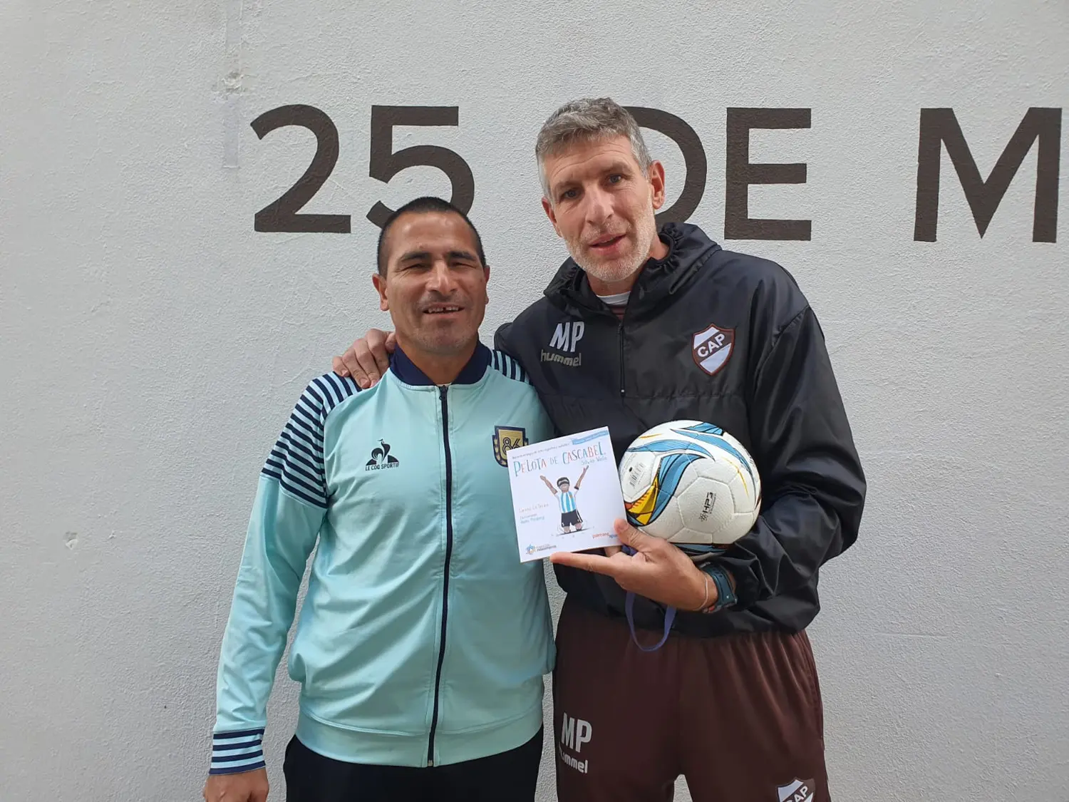Silvio Velo junto a Martín Palermo le dieron una charla motivacional al plantel de Platense