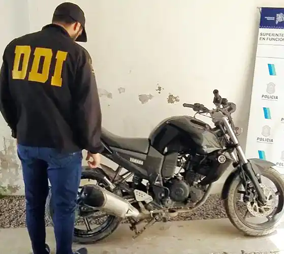 Secuestraron una moto e investigan si es robada