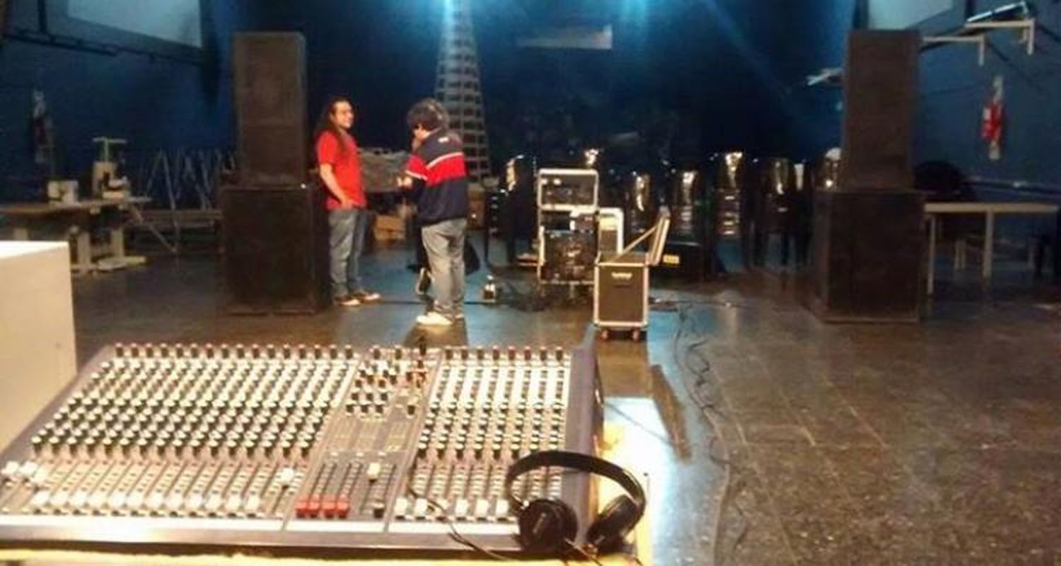 Charla sobre sonido a cargo del Director de Cetear