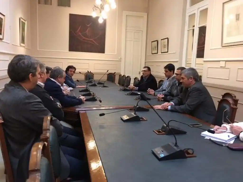 Empresarios de Brasil conocieron la Bcsf y los laboratorios de la Cámara Arbitral de Cereales