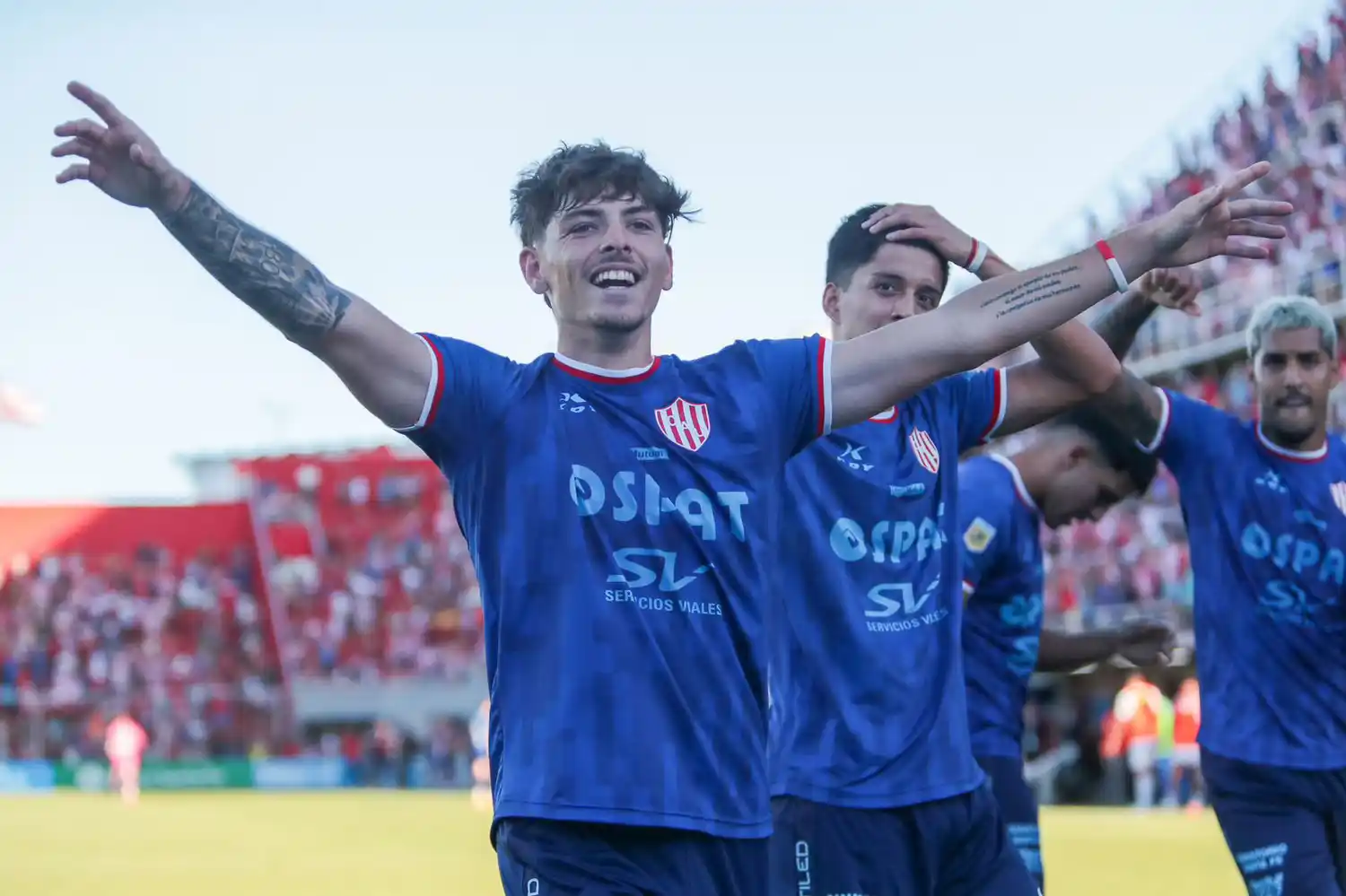Unión superó a Atlético Tucumán