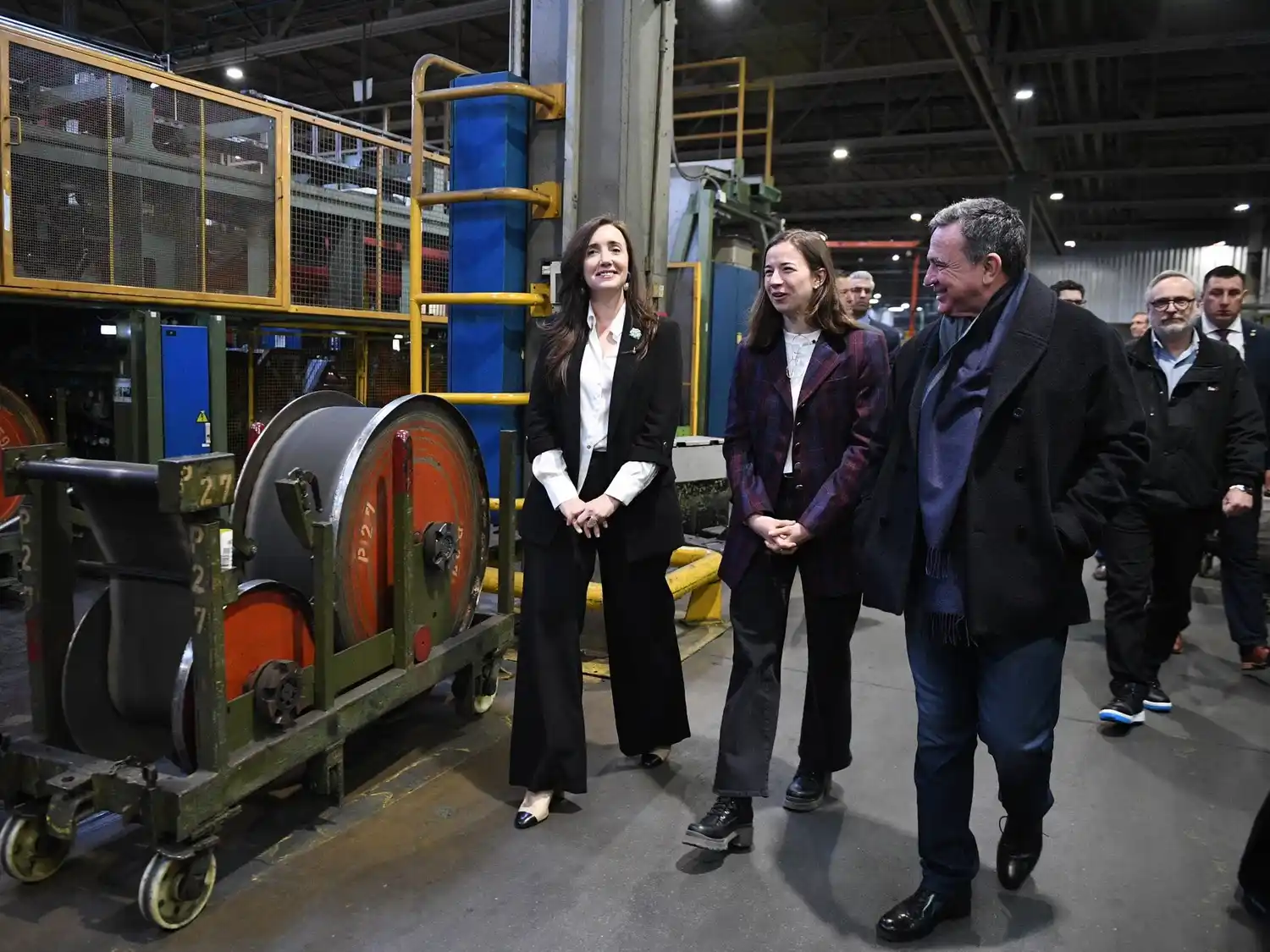 En el Gobierno recuerdan la visita de la vicepresidenta Victoria Villaruel a Fate, en septiembre de 2025, por el Día de la Industria. Miran con desconfianza sus acciones