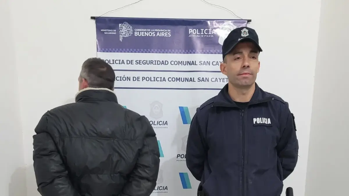 Detenido por daños, amenazar a una menor y resistirse a la Policía