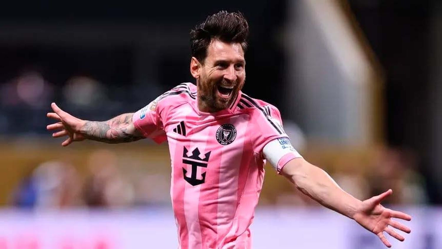 Messi frotó la lámpara, marcó un golazo de tiro libre y el Inter Miami venció con justicia a Porto