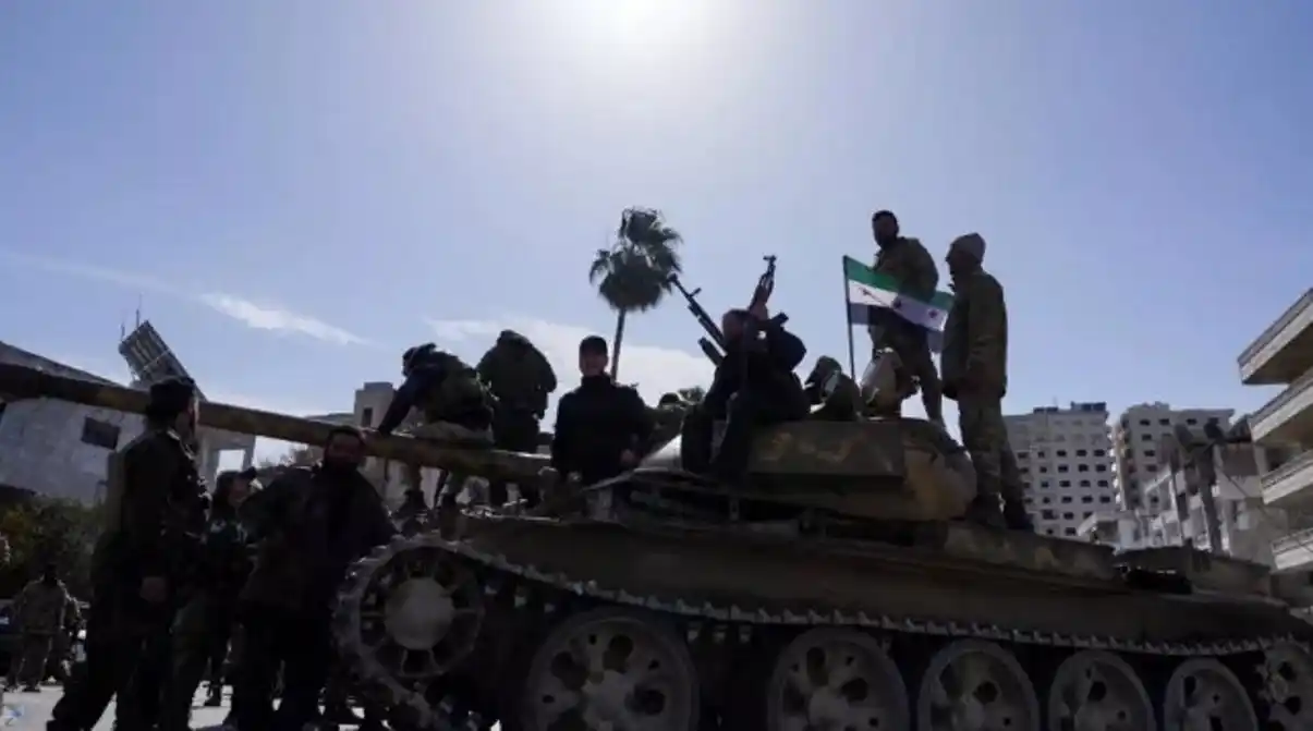 Más de 1.000 muertos, entre ellos más de 700 civiles, en enfrentamientos armados en Siria