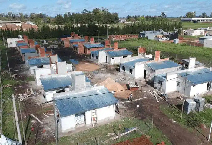 Hay más de 1350 nuevas viviendas en ejecución en Entre Ríos