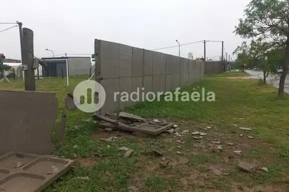 Consecuencias del temporal que azotó Rafaela y la región: así quedó el predio auxiliar de Quilmes