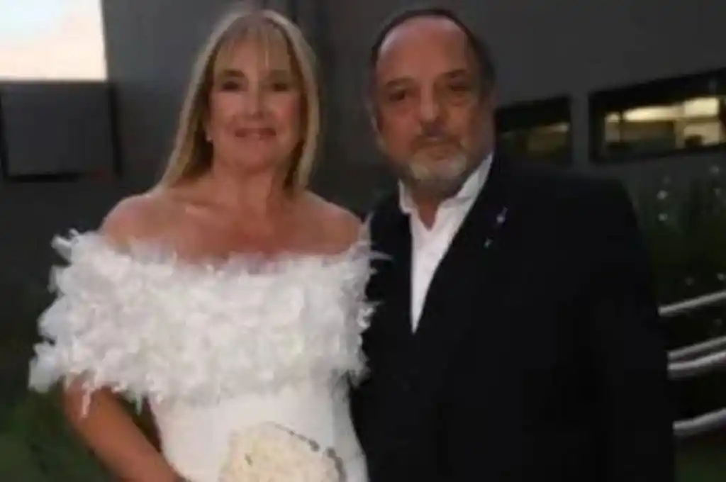 La pareja selló su amor