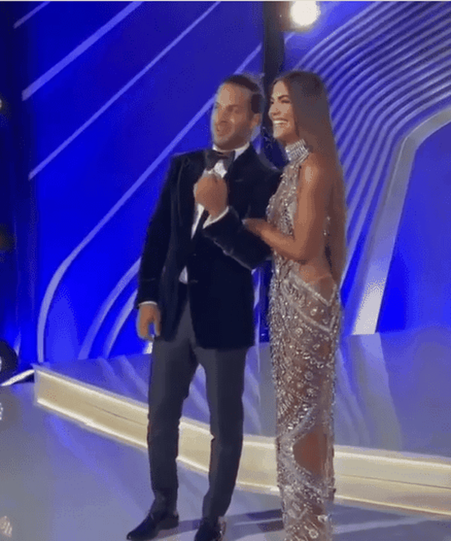 Gaby Espino y Miguel Mawad llegando a los Latin Grammy. Foto Instagram de Javier Ceriani