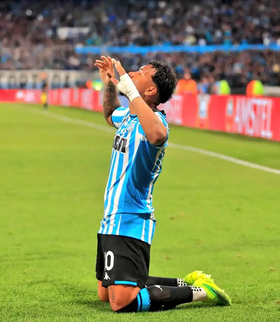 Racing enfrentará a Corinthians buscando llegar a la final de la Sudamericana.