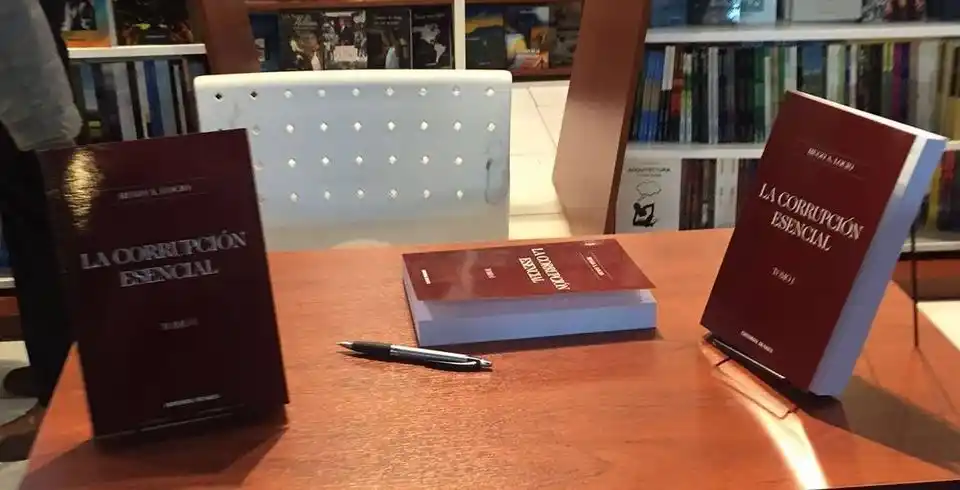 Libro Hugo Locio