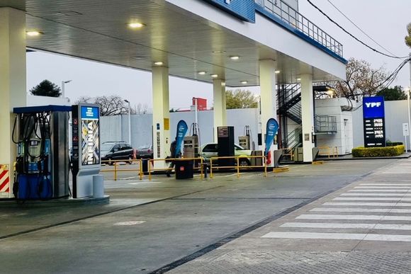Estaciones de servicio de Rosario advierten sobre una crisis en el sector