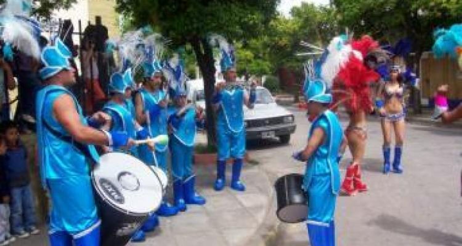 En Febrero habrá corsos y fiesta del durazno “sin producción”