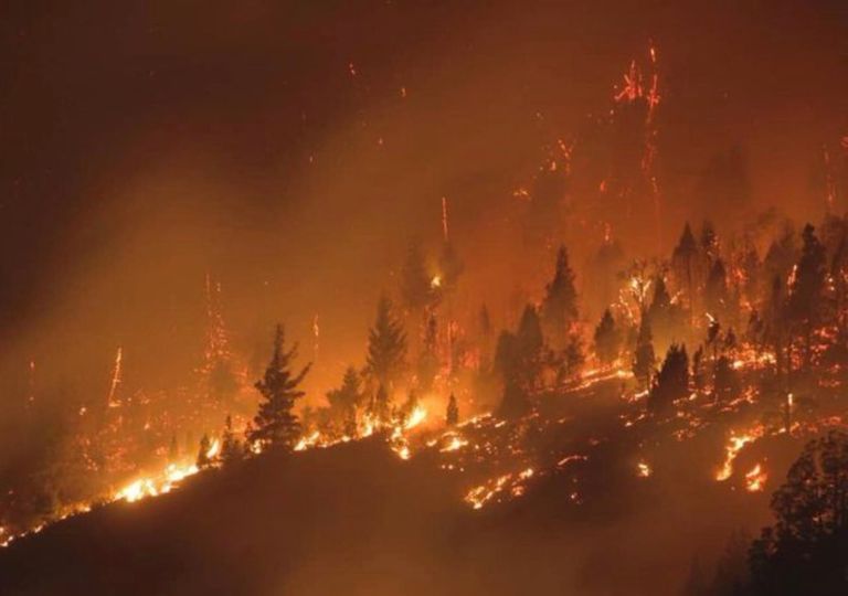 Colecta de ropa en Tres Arroyos a beneficio de los damnificados por el fuego en la Patagonia