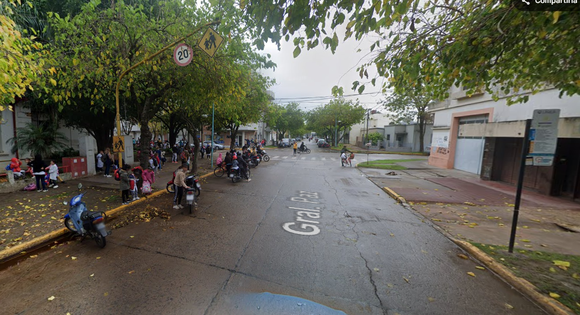 Un joven de 20 años sufrió lesiones graves tras un choque entre una moto y un auto en Rafaela