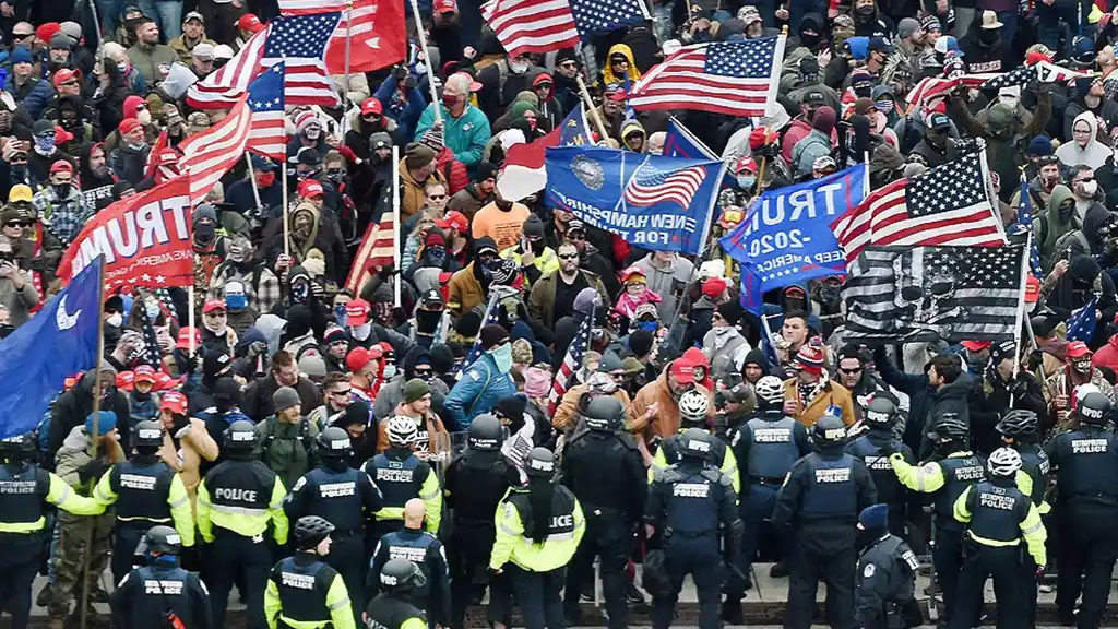 El Departamento de Justicia pidió 33 años de cárcel para el líder del ataque al Capitolio