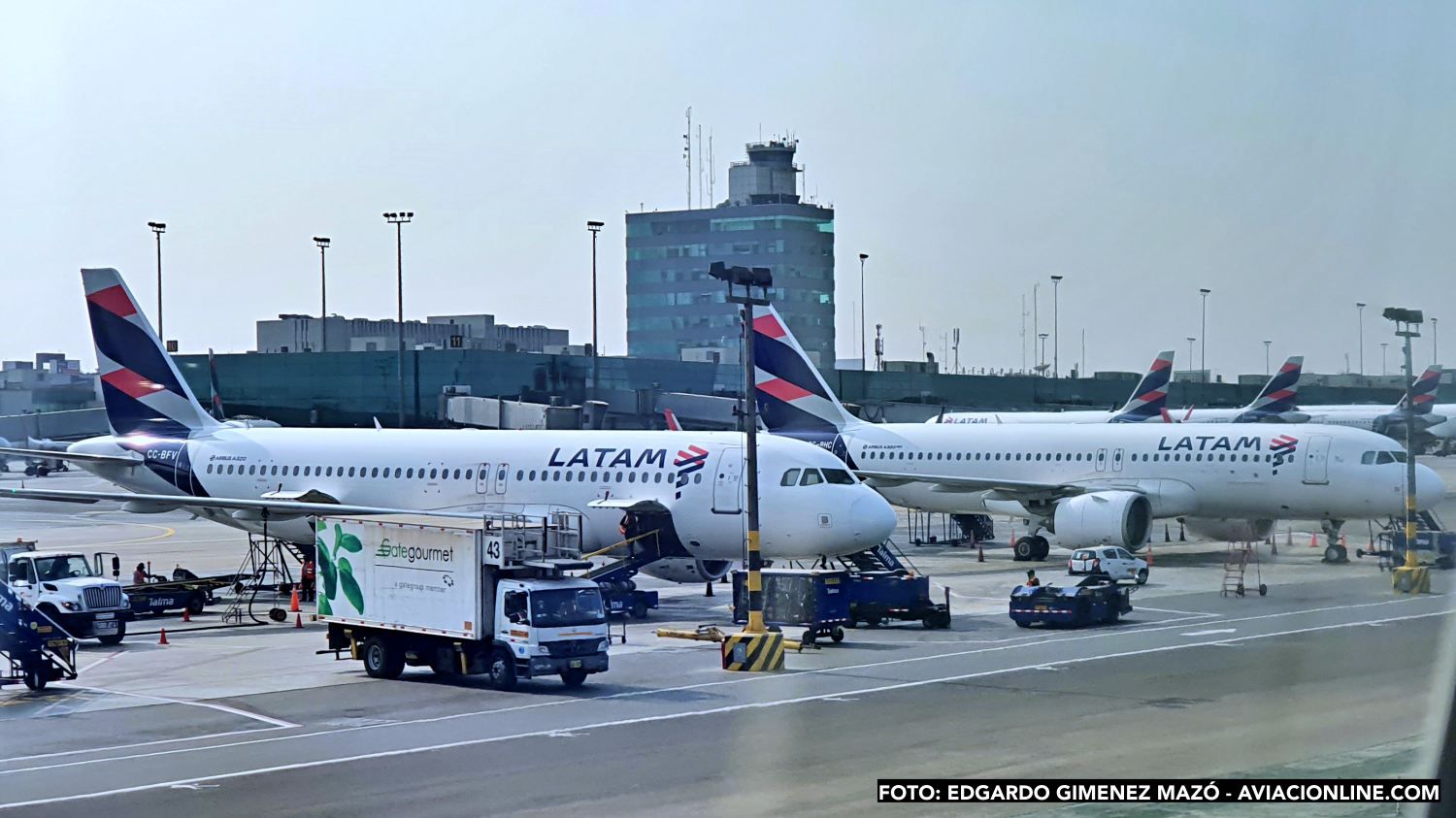 LATAM Airlines y PROMPERÚ sellan alianza para promover viajes a Perú