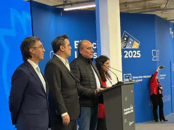 Guillermo Francos presentó los resultados oficiales: La Libertad Avanza sacó más del 40% de votos a nivel nacional