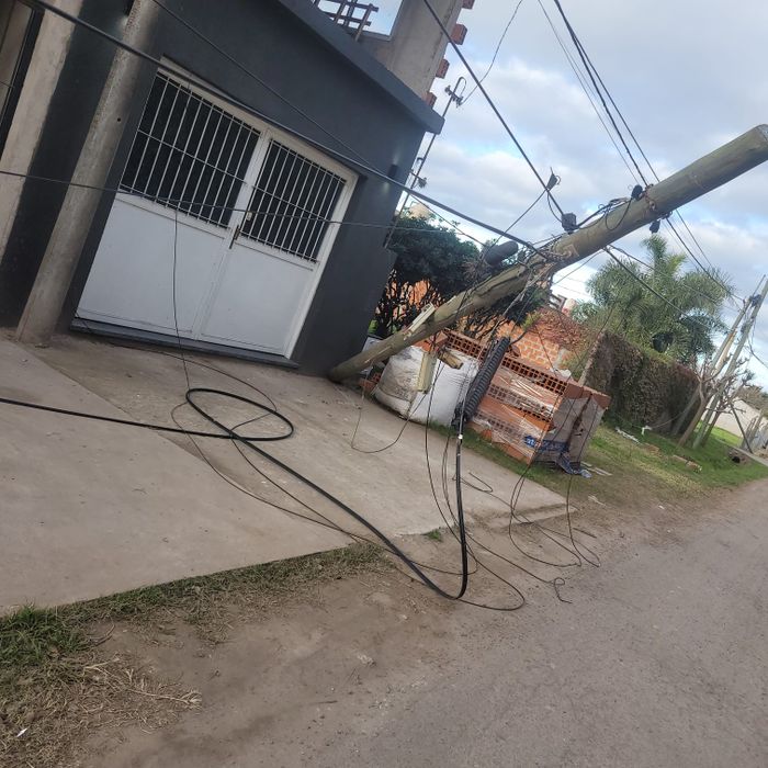 POSTES CABLES