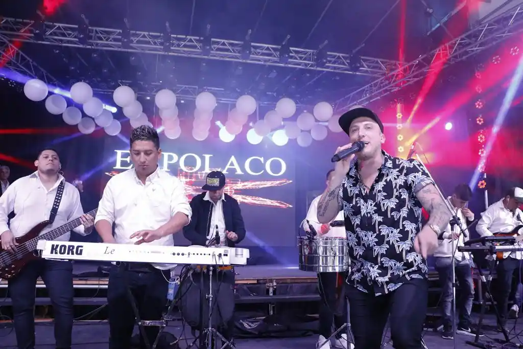 El Polaco cerró las Patronales de Pilar con un show multitudinario: "Festejo esta iniciativa"