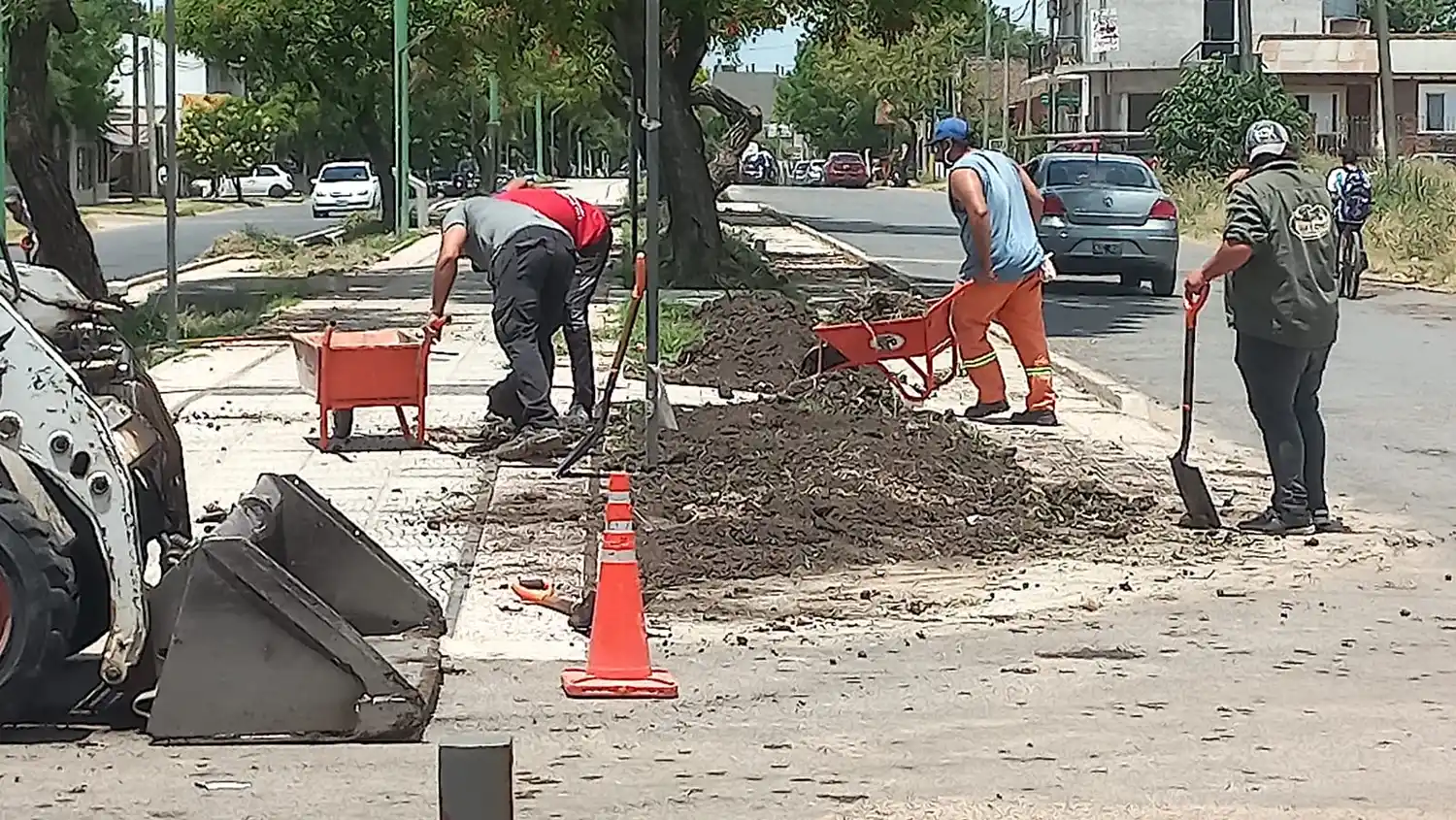 Continúan con las mejoras en la obra del Paseo de Avenida Parque