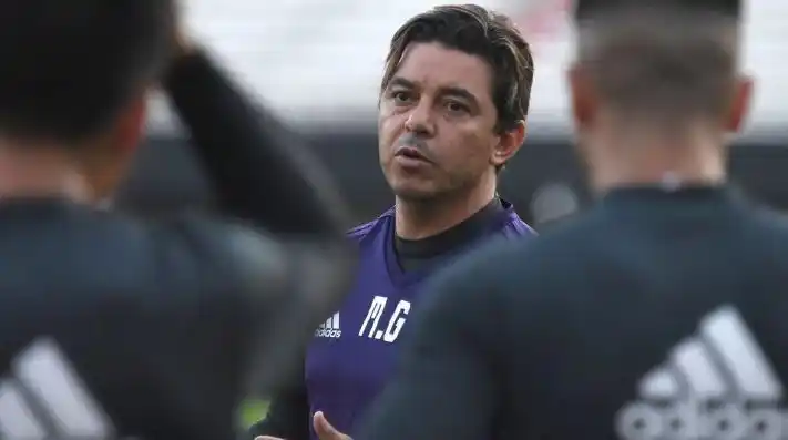 River, con una sola duda para recibir a Cerro Porteño