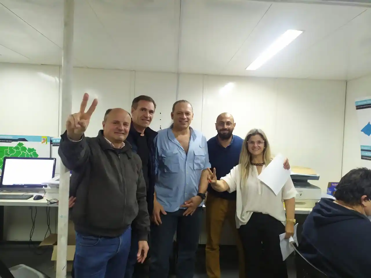 Guacone presentó su lista: lo acompañan Valeria González, Juan Benseny y Evangelina Sampieri