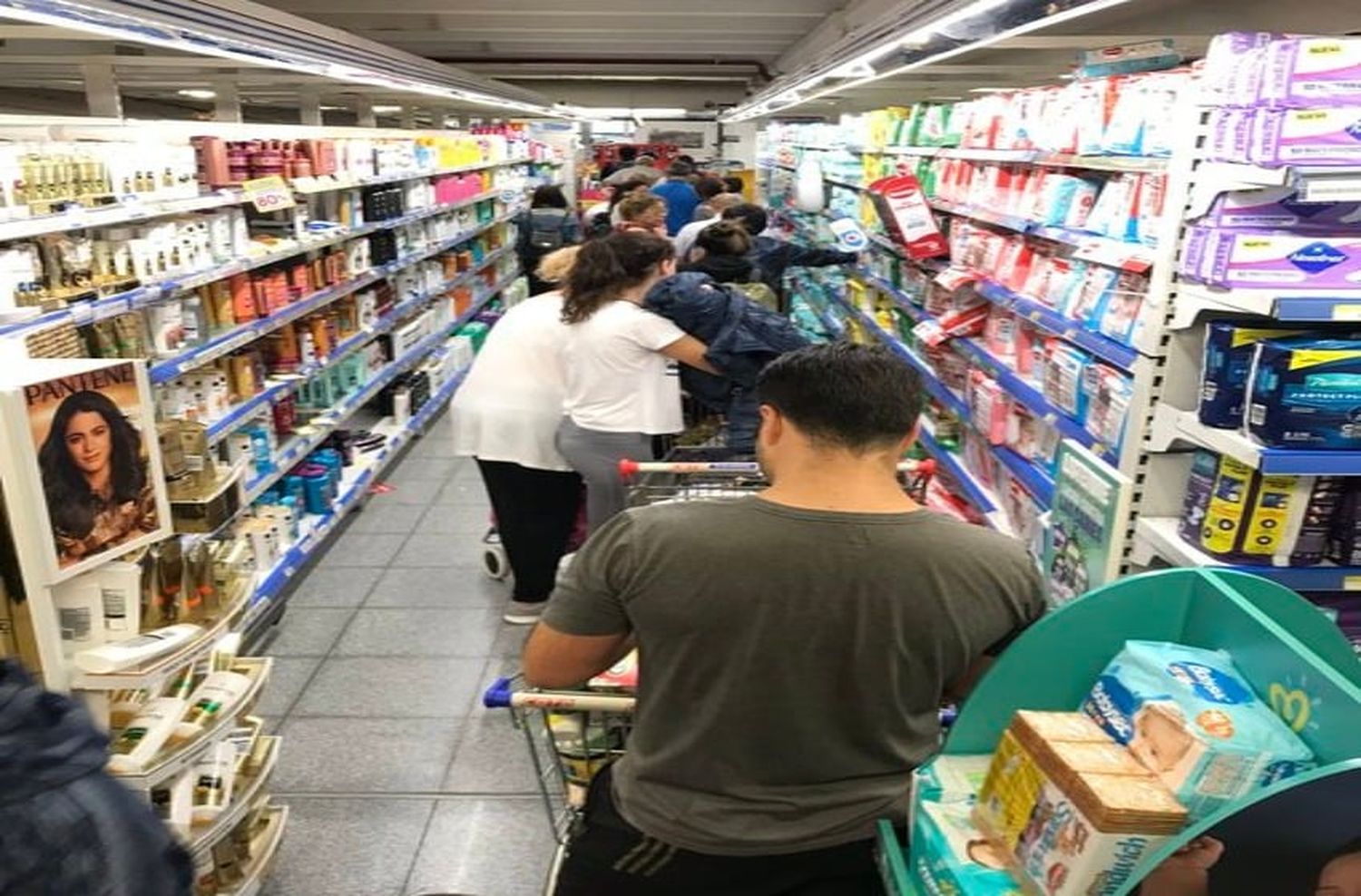 Supermercados rosarinos lanzan un protocolo para prevenir contagios por coronavirus