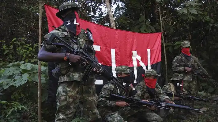 «Llevan agua potable y asistencia médica»: ELN gana terreno a Maduro en zonas abandonadas de La Guajira